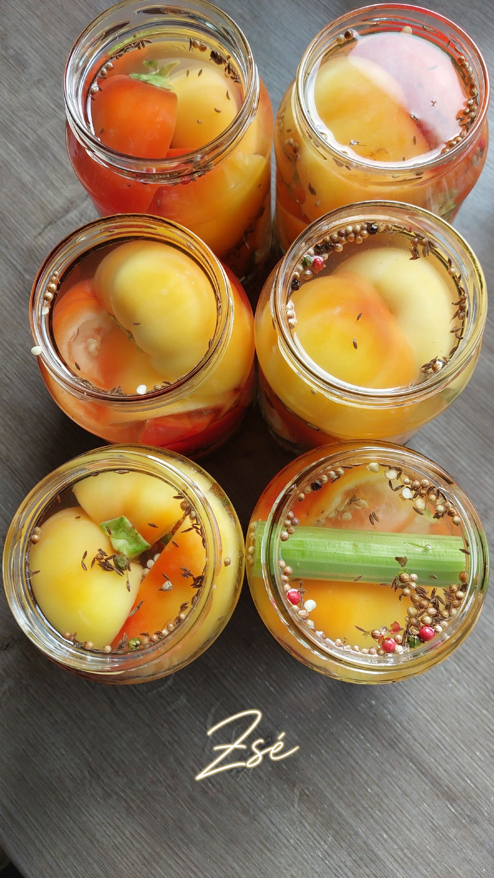 Laktofermentált almapaprika
